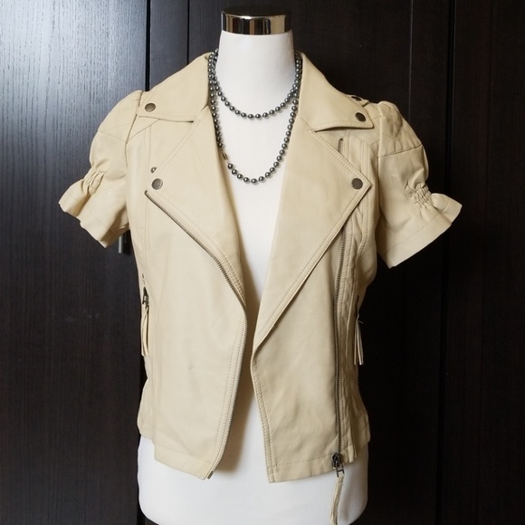 Romeo & Juliet Couture Jackets & Blazers - NEW with Tags Beige Moto Jacket